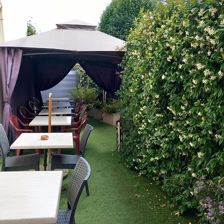 Hotel Restaurant O Regal Villeneuve-sur-Lot Kültér fotó