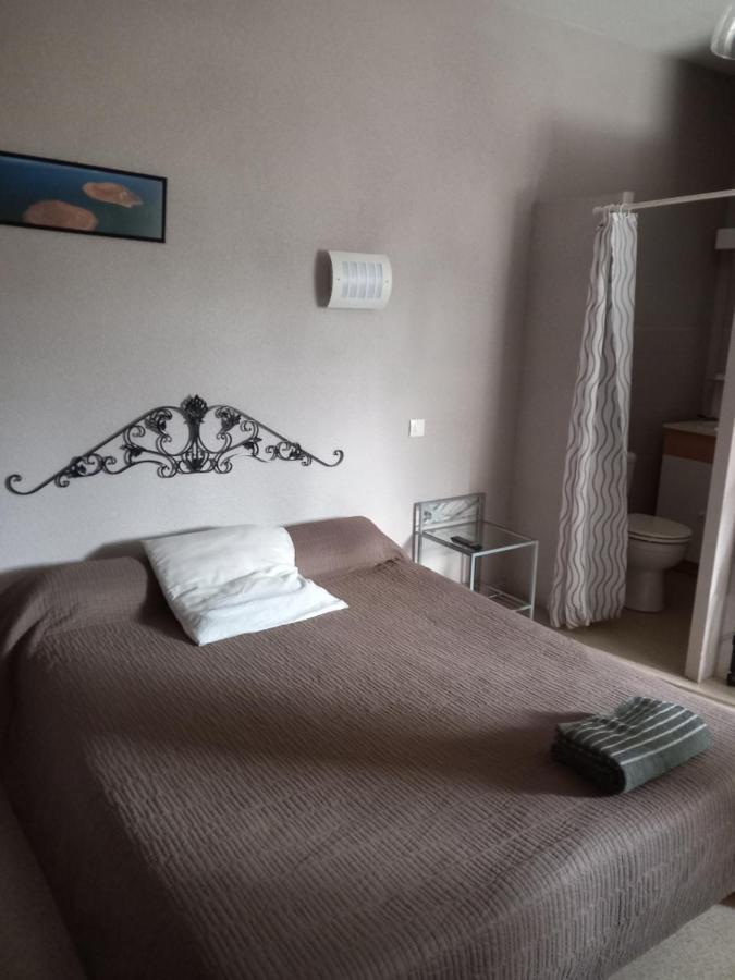 Hotel Restaurant O Regal Villeneuve-sur-Lot Kültér fotó